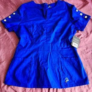 Jaanuu original designs. Small top NWT